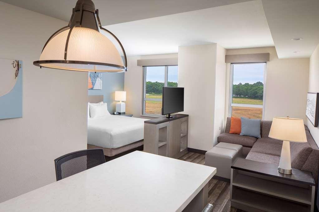 Hyatt House Tallahassee Capitol University Room photo